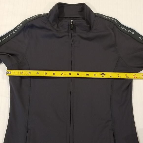 R+F Rodan+Fields Activewear Jacket - XS - Picture 9 of 11